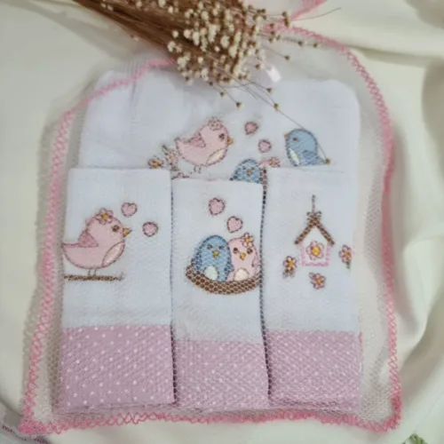 Kit de Amamentação Rosa Bordado