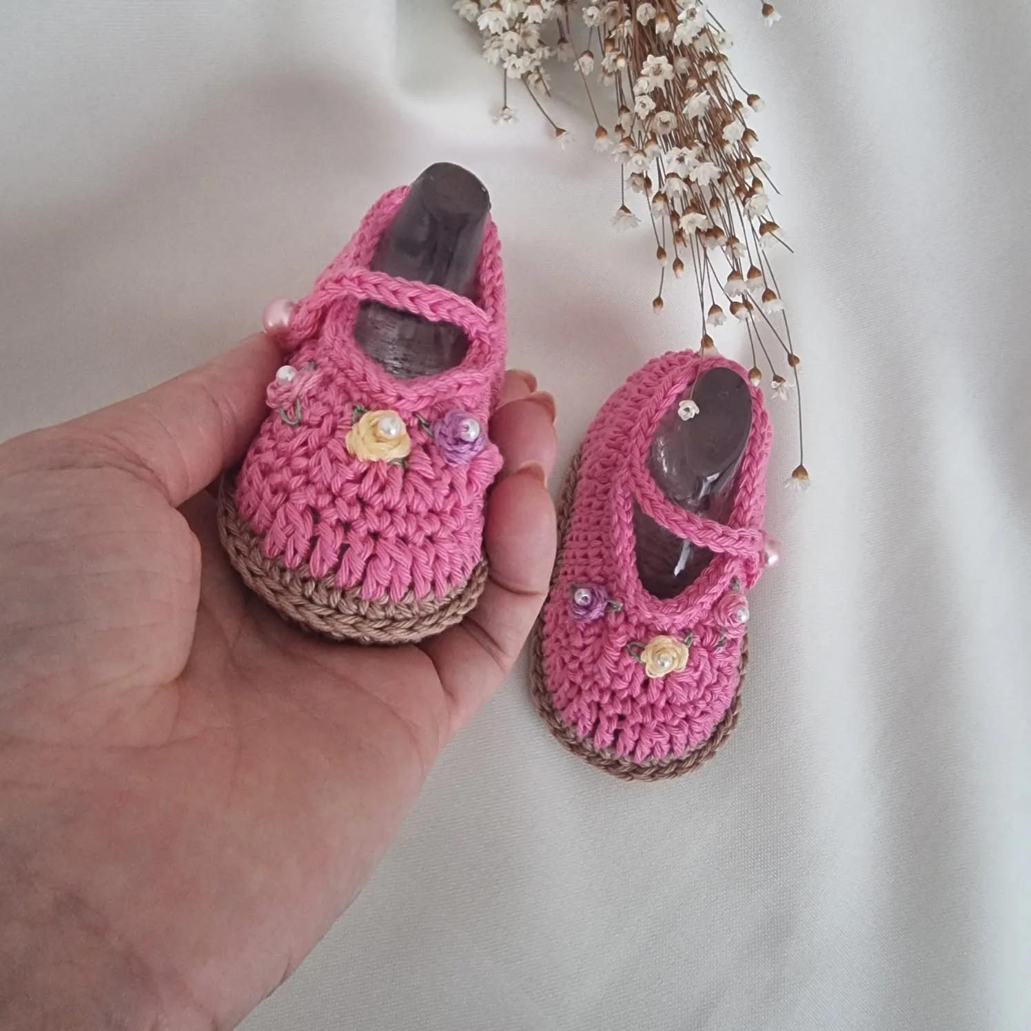 Sandália Rosa com Florzinhas - Imagem 3