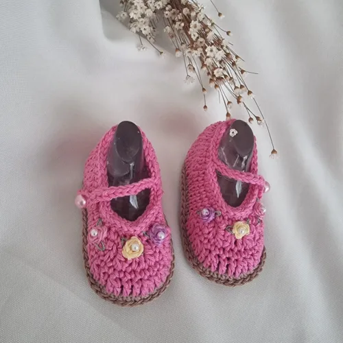 Sandália Rosa com Florzinhas