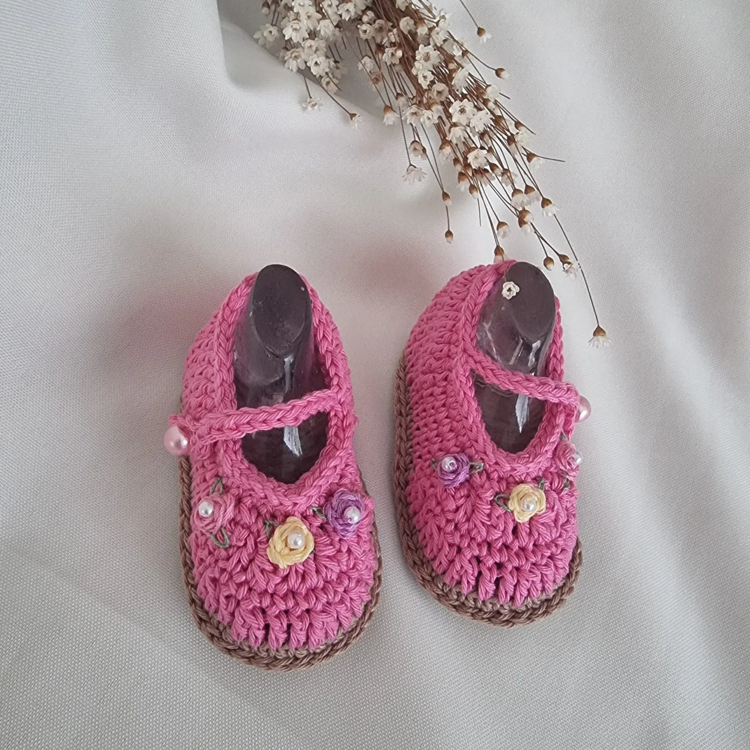 Sandália Rosa com Florzinhas