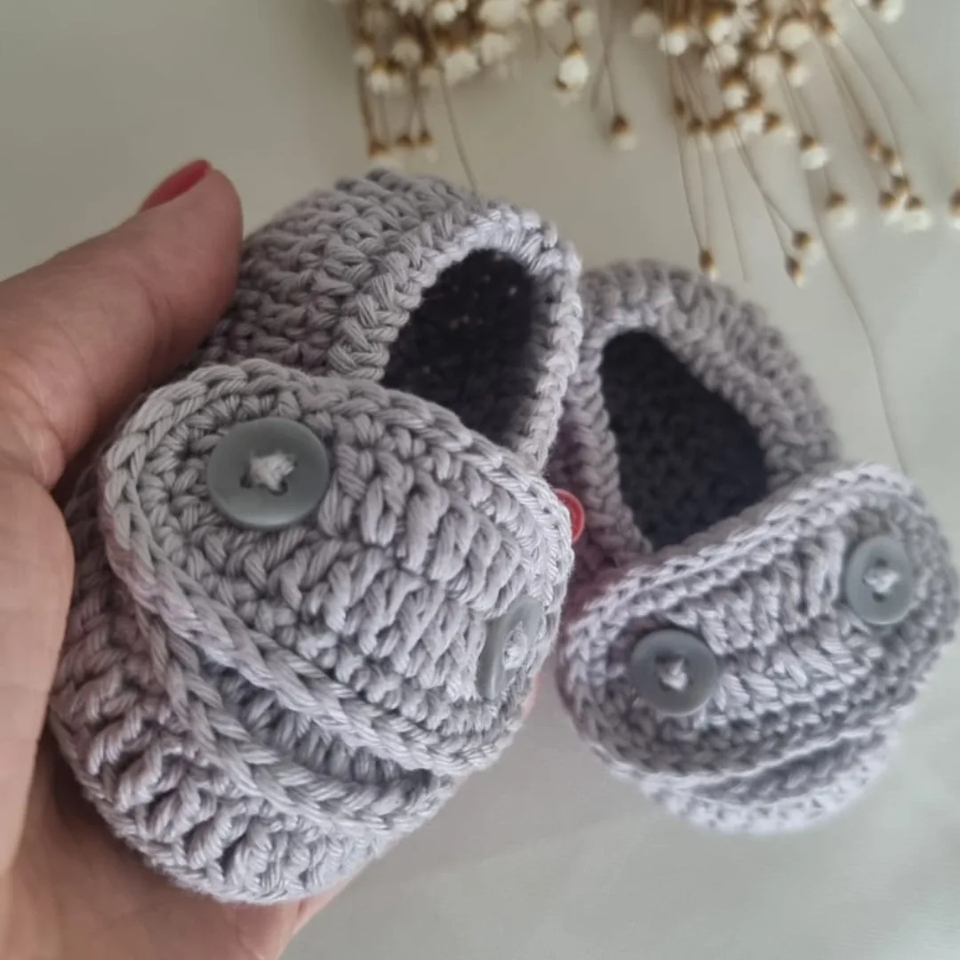 Mocassim de Crochê Clássico - Cinza