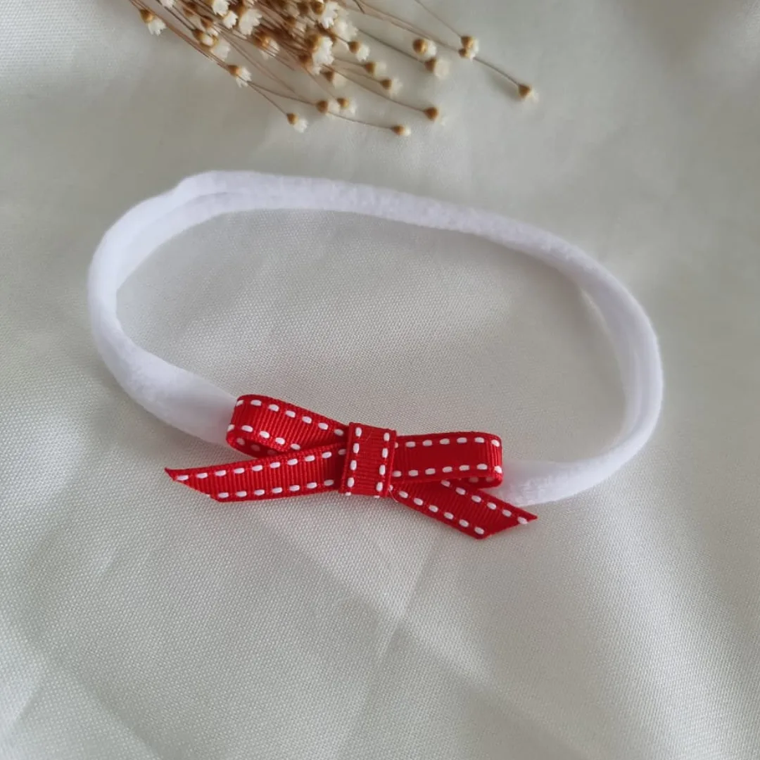 Faixa de Cabelo Laço Gravatinha Pespontado – Vermelho - Imagem 2