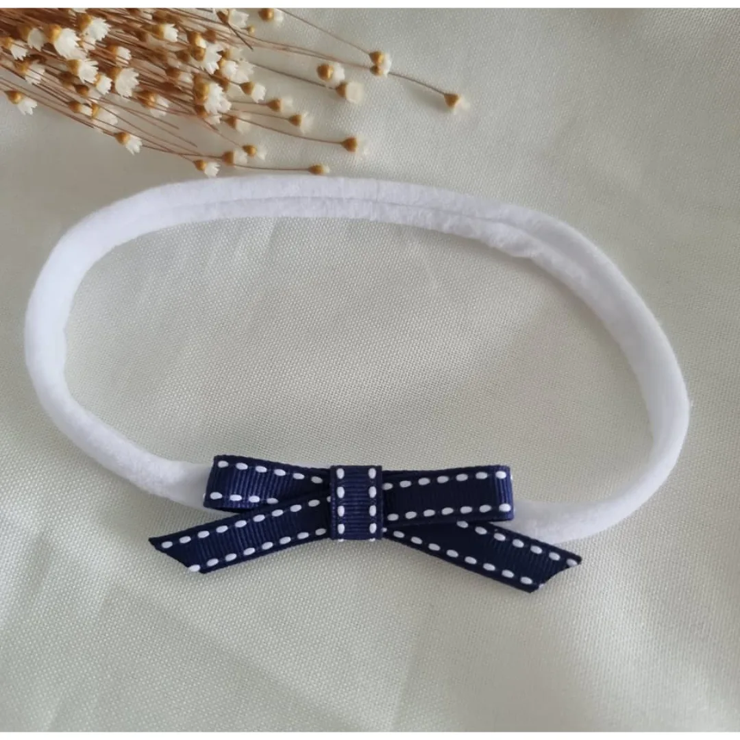 Faixa de Cabelo Laço Gravatinha Pespontado – Azul Marinho